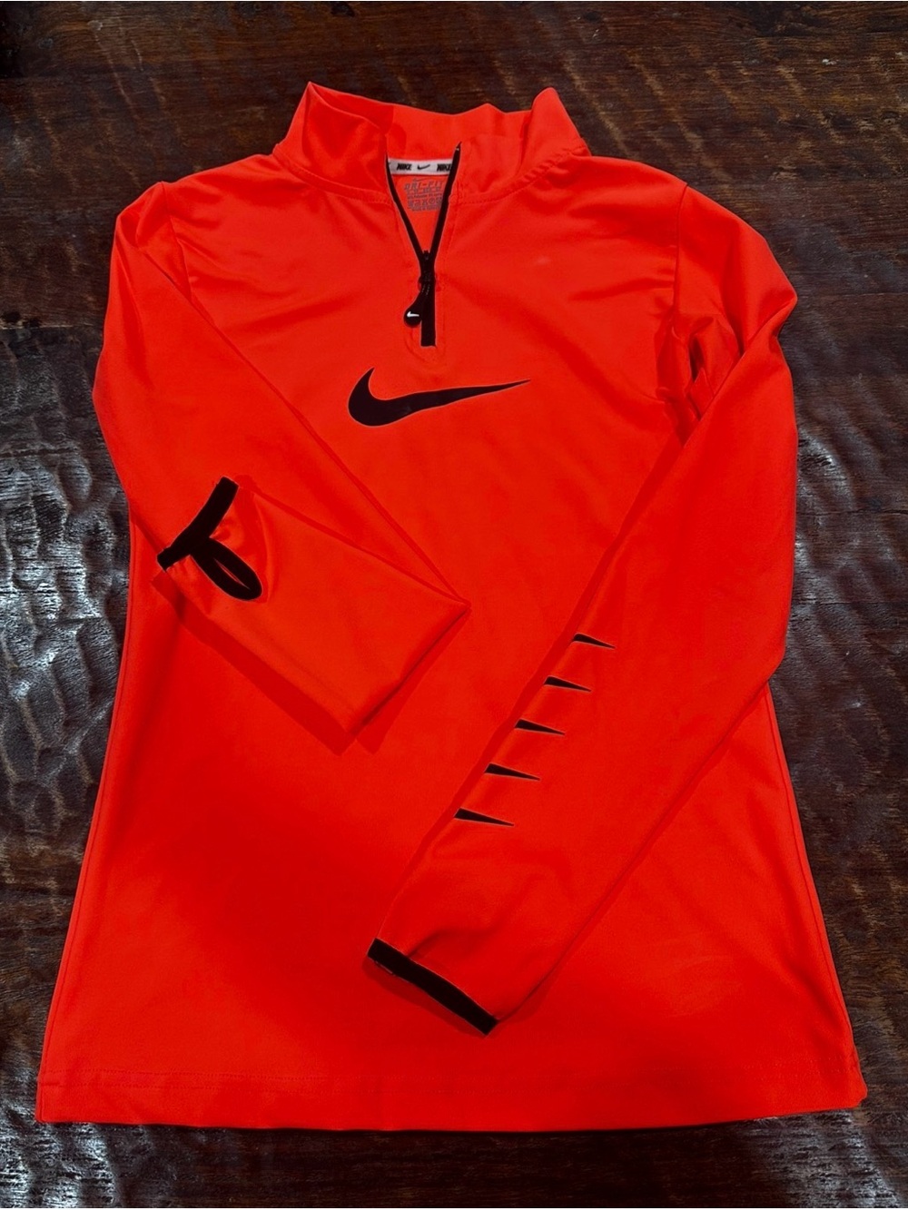 Nike neon‎ orange  Quarter-Zip Training Top with Black Accents size Small